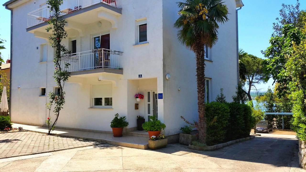 Blue Sky Residence Malinska Exterior photo